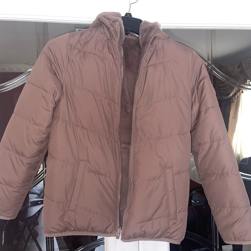Cozy puffer jacket with faux fur interior